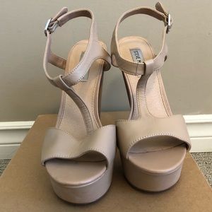 Nude Steve Madden T-strap platform pumps